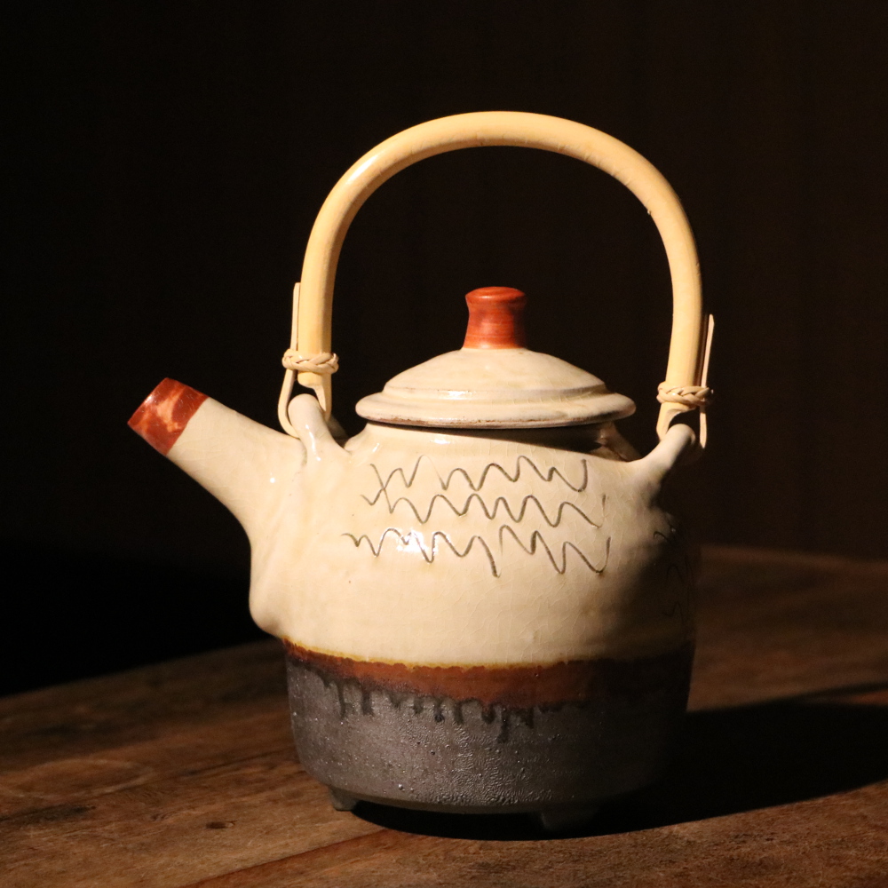 objects blog» Blog Archive » 「岩井窯・山本教行 展」より、ポット